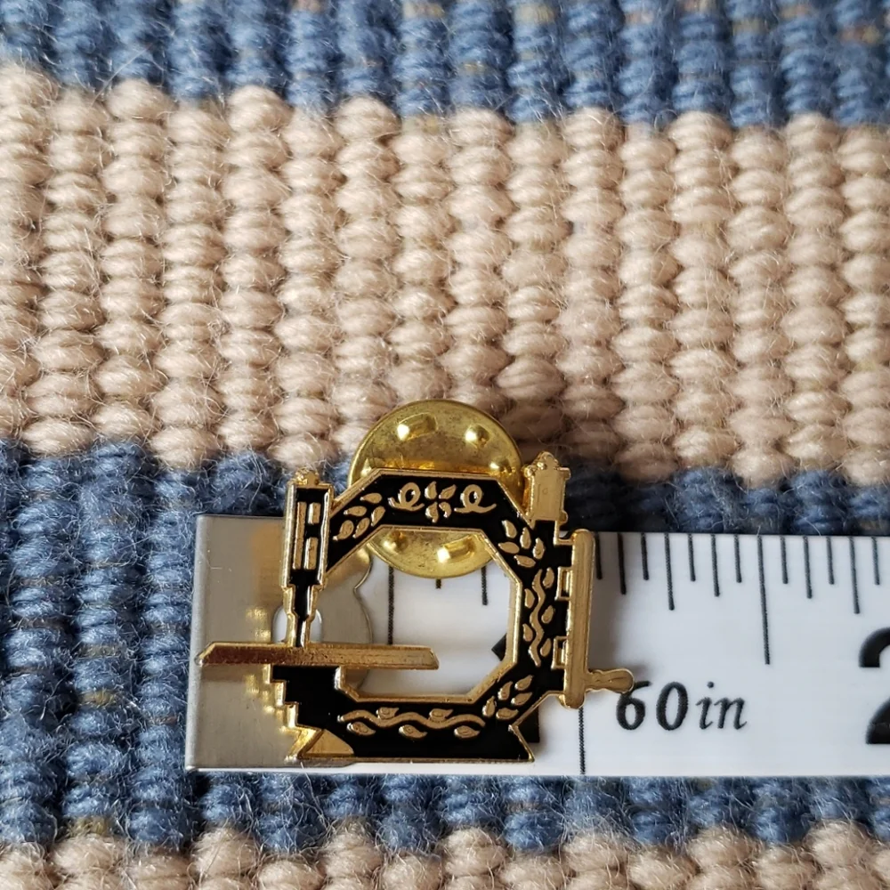 Vintage Quilting Sewing Pins Lot